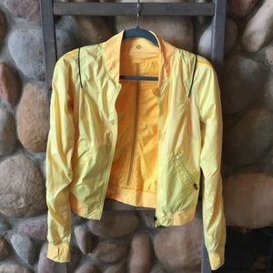 Lululemon reversible breathable jacket